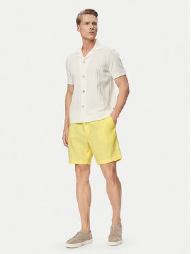 Tommy Hilfiger Szorty materiałowe Dover MW0MW44353 Żółty jasny Regular Fit