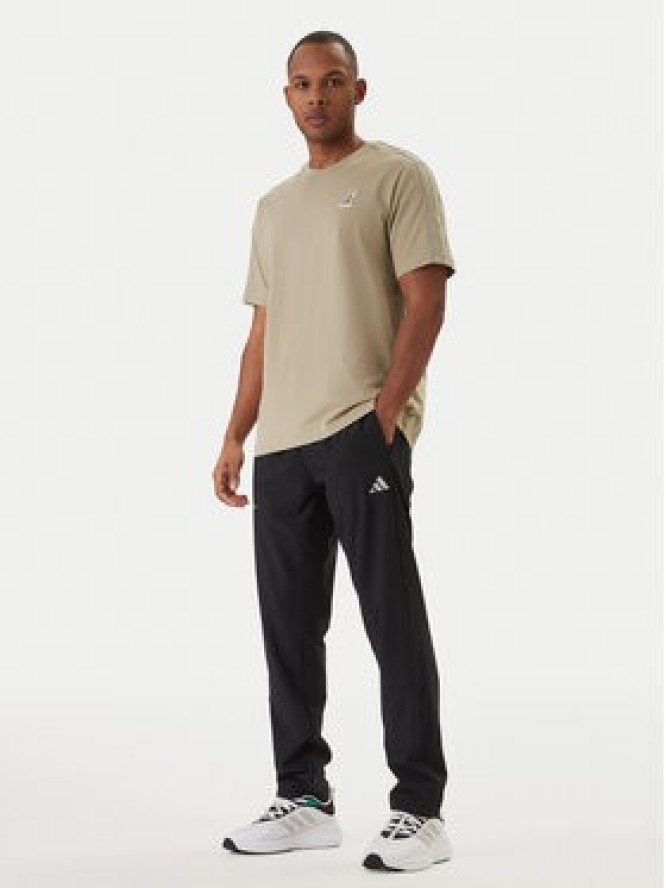 adidas T-Shirt Lux Coffee Cafe Pour Graphic KB4846 Zielony Loose Fit