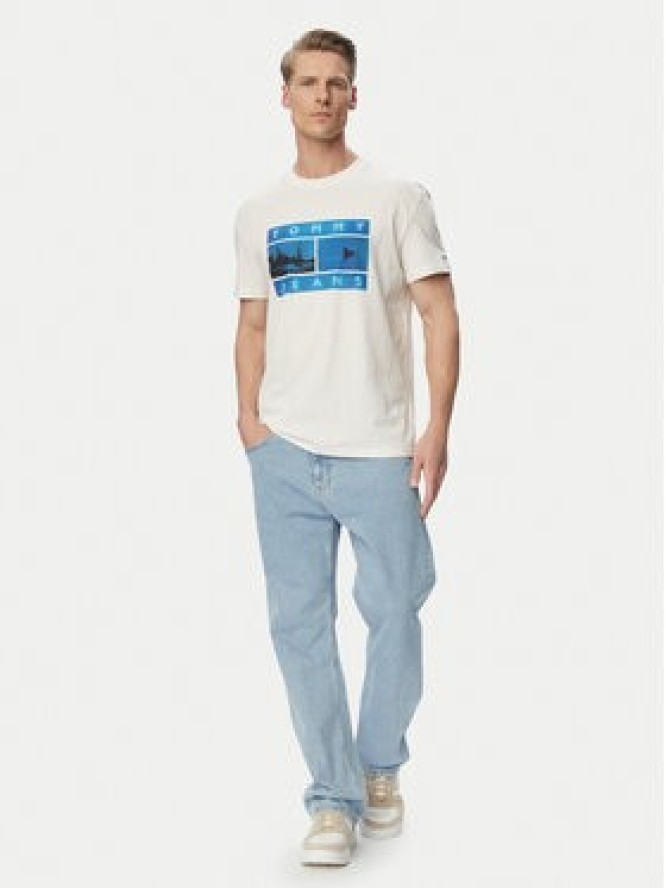 Tommy Jeans T-Shirt Photo Flag DM0DM23191 Biały Regular Fit
