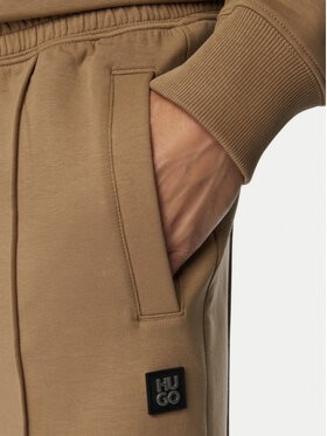 HUGO Szorty sportowe Dimacshort 50562844 Beżowy Regular Fit