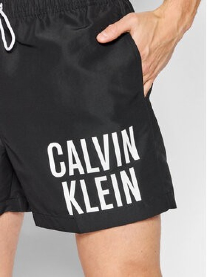 Calvin Klein Swimwear Szorty kąpielowe Medium KM0KM00739 Czarny Regular Fit