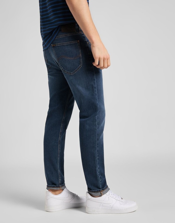 SPODNIE MĘSKIE LEE AUSTIN DARK USED L733SGIS 112140816