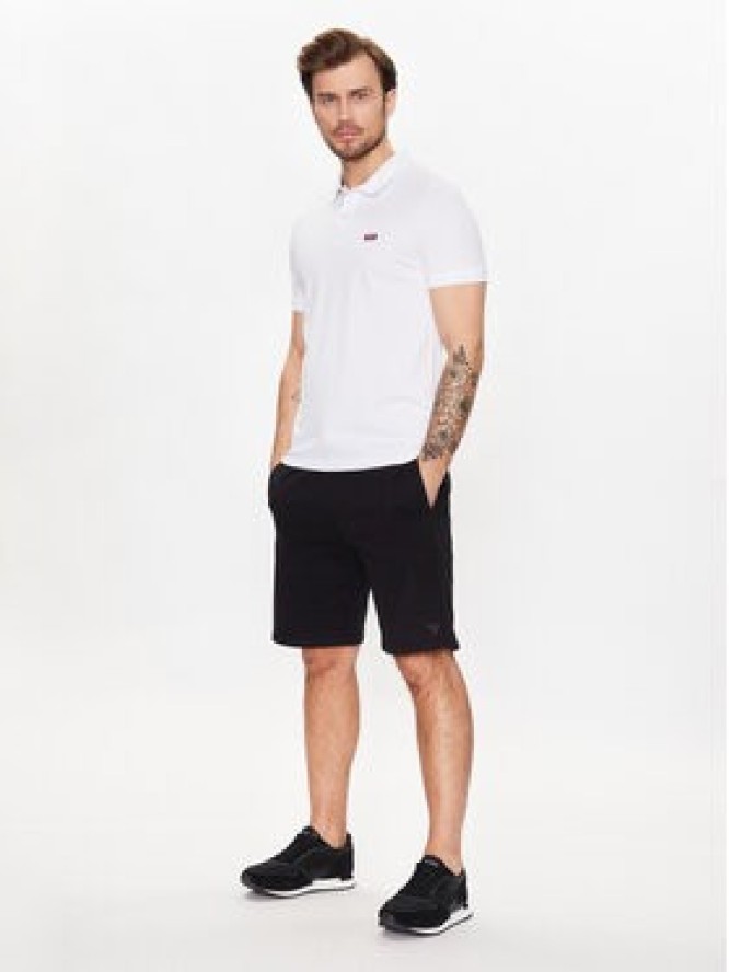 Guess Szorty sportowe Aldwin Z2YD04 KAIJ1 Czarny Slim Fit