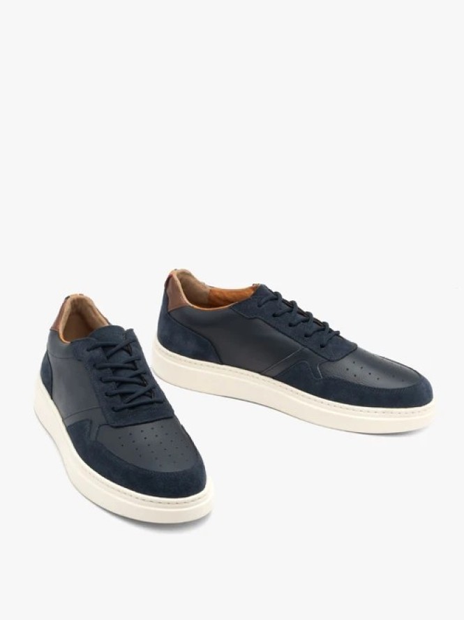Granatowe sneakersy męskie