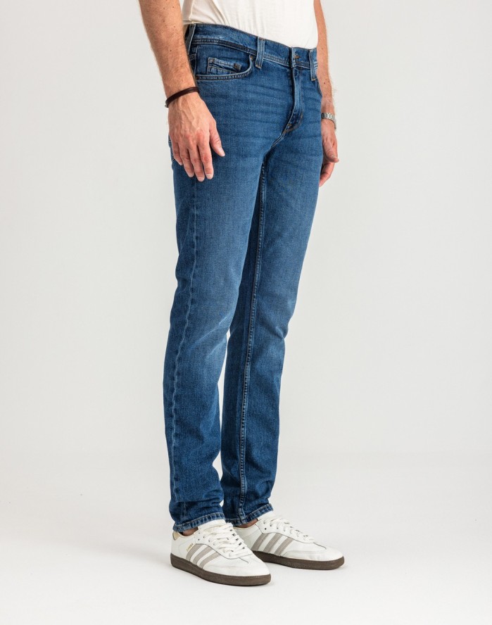 MUSTANG VEGAS SLIM MĘSKIE SPODNIE JEANSOWE JEANSY DŻINSY DENIM BLUE 1015043 5000 702