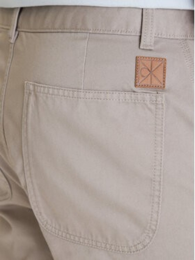 Calvin Klein Jeans Szorty materiałowe 90s LV04RD603G Beżowy Baggy Fit