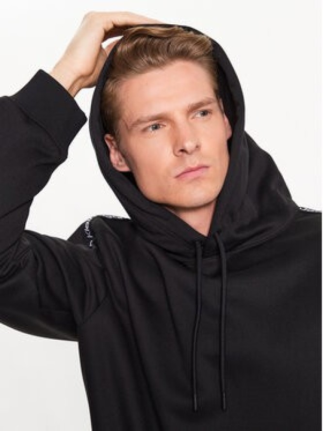 Calvin Klein Jeans Bluza J30J323429 Czarny Regular Fit