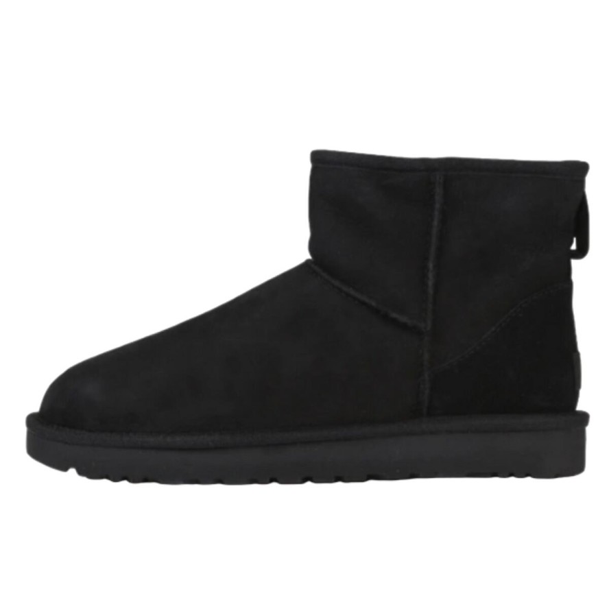 Buty do chodzenia dla dorosłych UGG Classic Mini II Boot Black