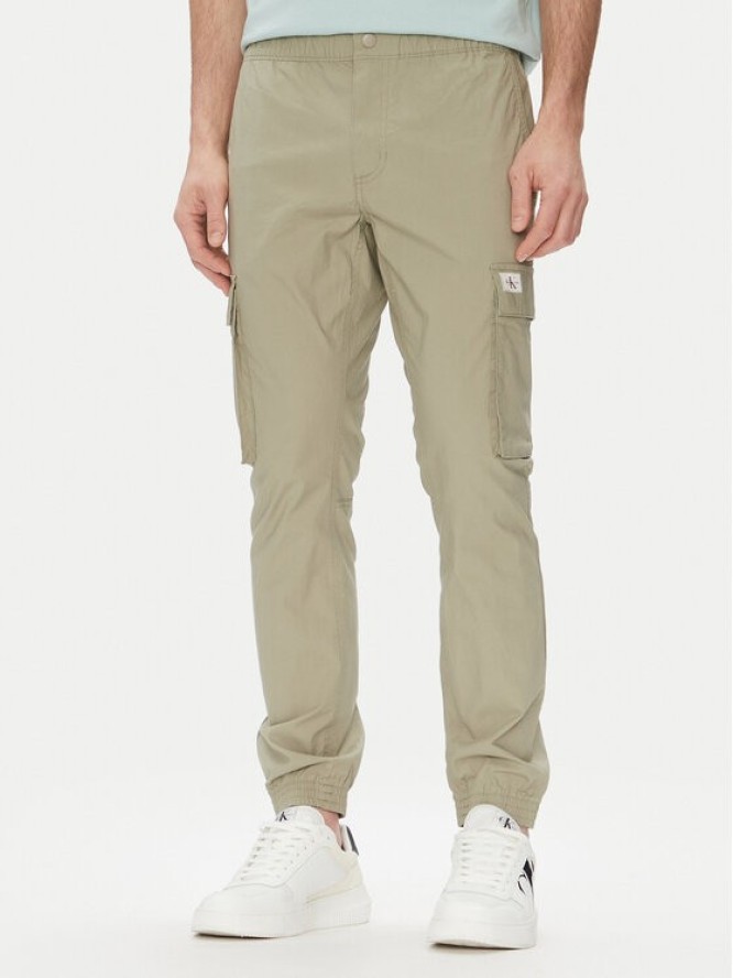 Calvin Klein Jeans Joggery J30J327614 Zielony Slim Fit