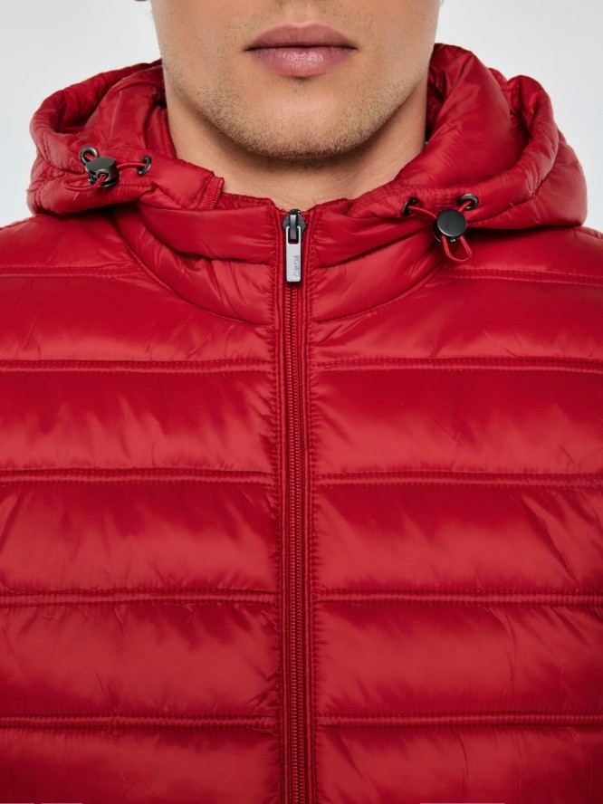Kurtka męska pikowana z kapturem czerwona Acarf 603