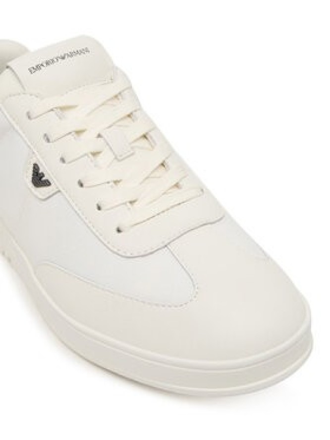 Emporio Armani Sneakersy EM003062 AF18210 U0011 Biały