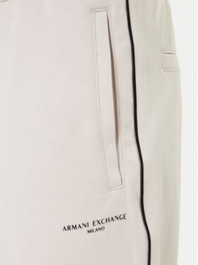 Armani Exchange Spodnie dresowe XM001358 AF16278 U1013 Écru Regular Fit