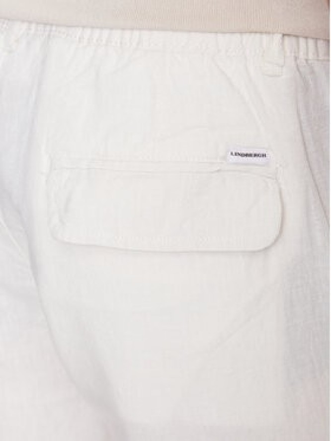 Lindbergh Szorty materiałowe 30-508003 Biały Relaxed Fit