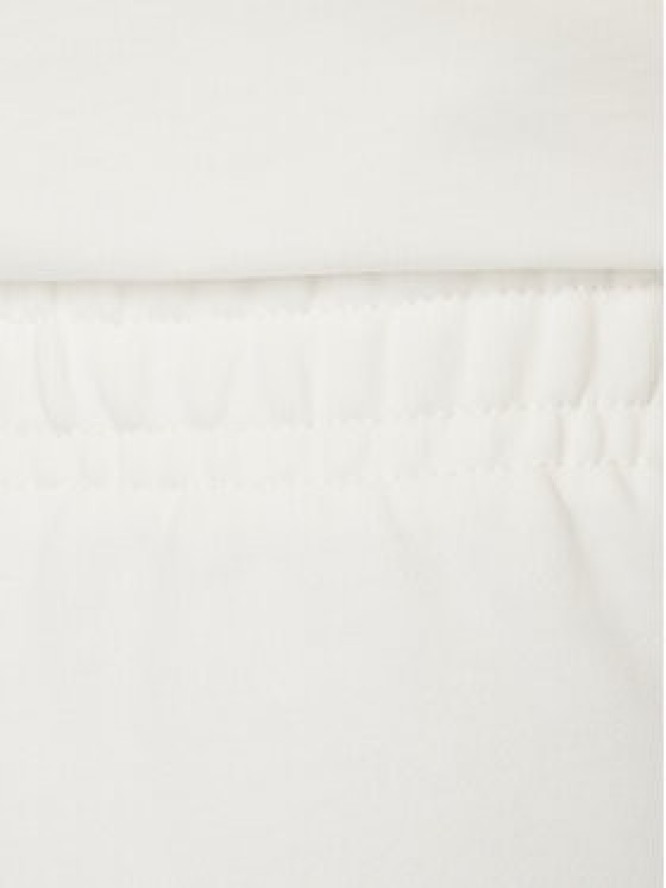 Lacoste Szorty sportowe GH0886 Biały Regular Fit