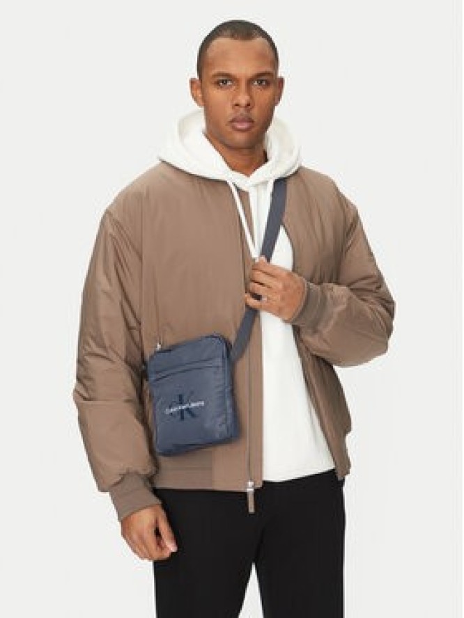 Calvin Klein Jeans Saszetka Sport Essentials Reporter 18 LV04G3000G Granatowy
