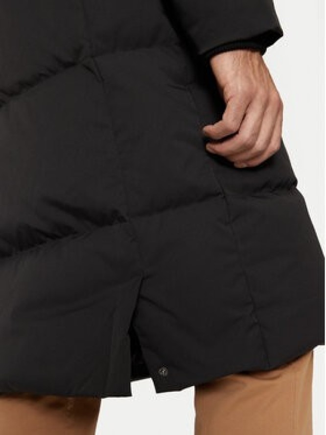 Guess Kurtka zimowa M4BL44 WGJR2 Czarny Regular Fit