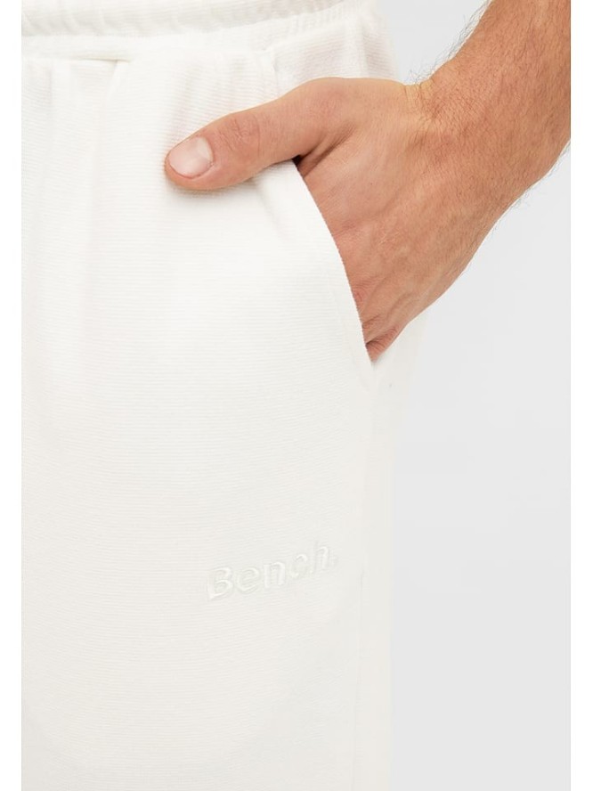 Bench Spodnie dresowe "Jessie" w kolorze białym rozmiar: 56