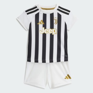 Podstawowy zestaw niemowlęcy Juventus 26/27