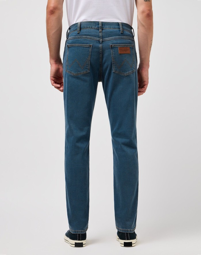 WRANGELR LARSTON MĘSKIE SPODNIE JEANSOWE JEANSY DŻINSY STORMY WASH 112360394 W18S017437