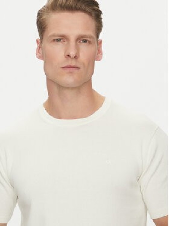 Calvin Klein T-Shirt K10K114485 Écru Regular Fit