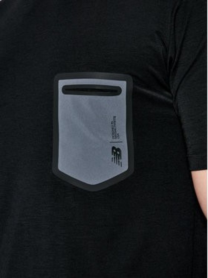 New Balance T-Shirt MT03173 Czarny Regular Fit