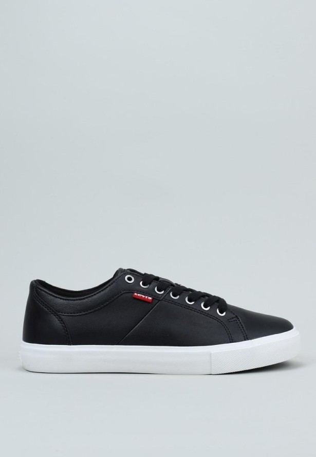 Trenerzy Levi's Woodward
