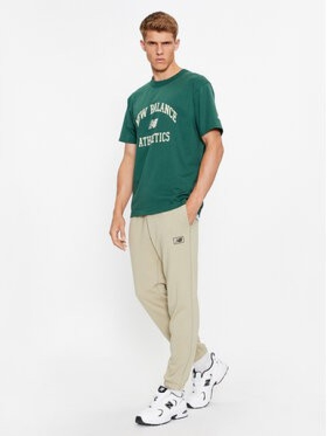 New Balance Spodnie dresowe NB Essentials Sweatpant MP33509 Zielony Regular Fit