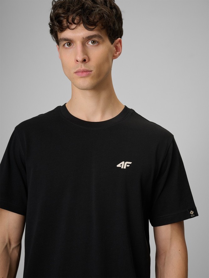 4F T-shirt regular z nadrukiem męski - czarny M