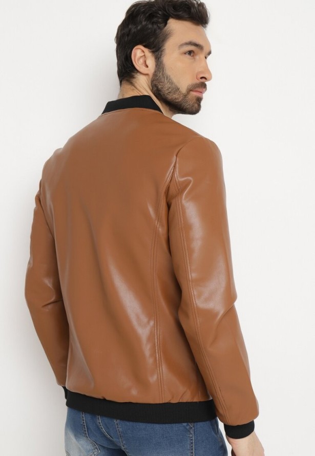 Brązowa Kurtka Bomberka z Imitacji Skóry i Zasuwanymi Kieszeniami Rihella