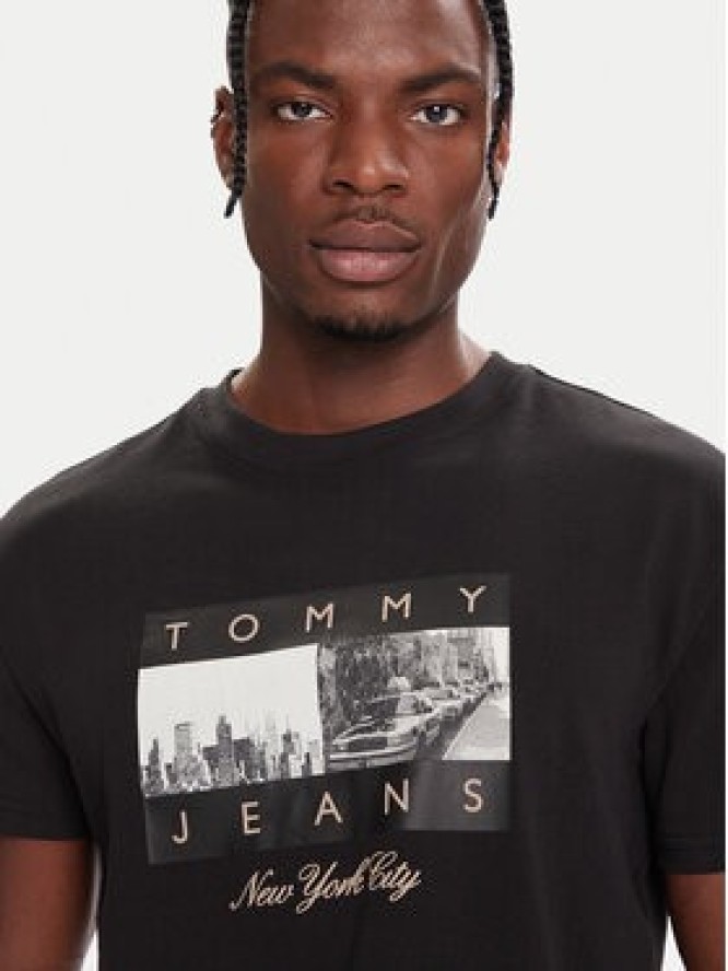 Tommy Jeans T-Shirt DM0DM22464 Czarny Regular Fit