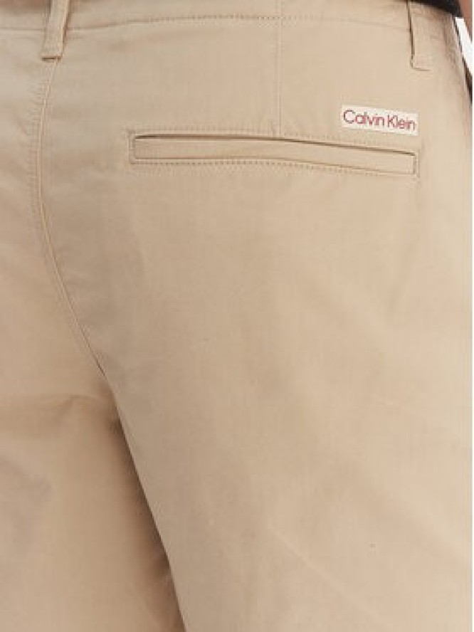 Calvin Klein Jeans Szorty materiałowe LV04RF617G Beżowy Regular Fit