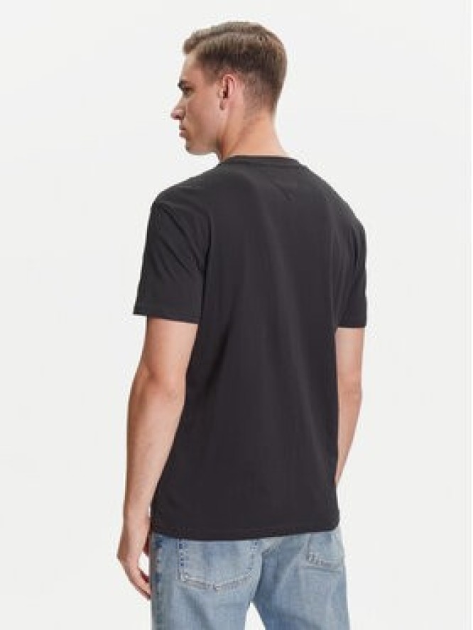 Tommy Jeans T-Shirt Dna Flag DM0DM21941 Czarny Regular Fit