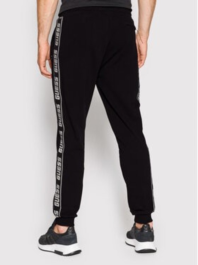 Guess Spodnie dresowe Z2YB19 K6ZS1 Czarny Regular Fit