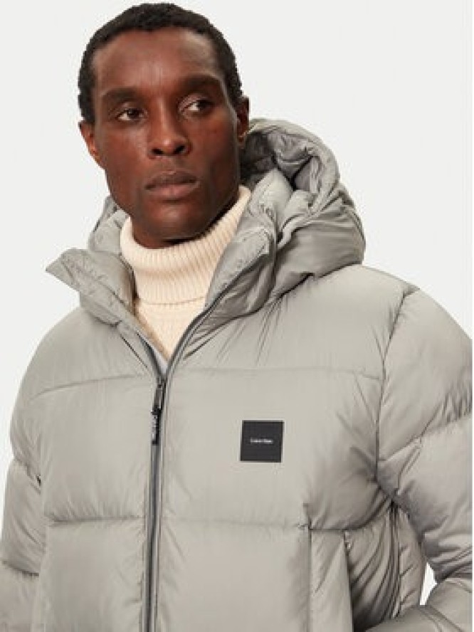 Calvin Klein Kurtka zimowa K10K113476 Szary Regular Fit