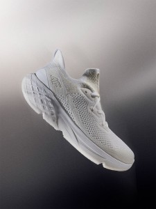 4F Niskie sneakersy Velocity E-knit męskie - białe 50