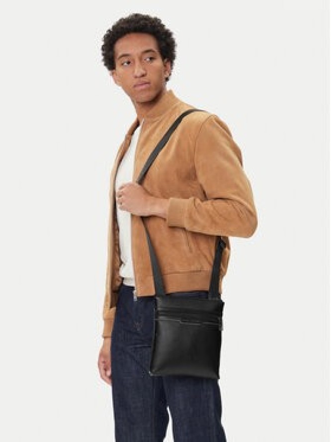 Armani Exchange Saszetka XM001603 AF17205 MC105 Czarny