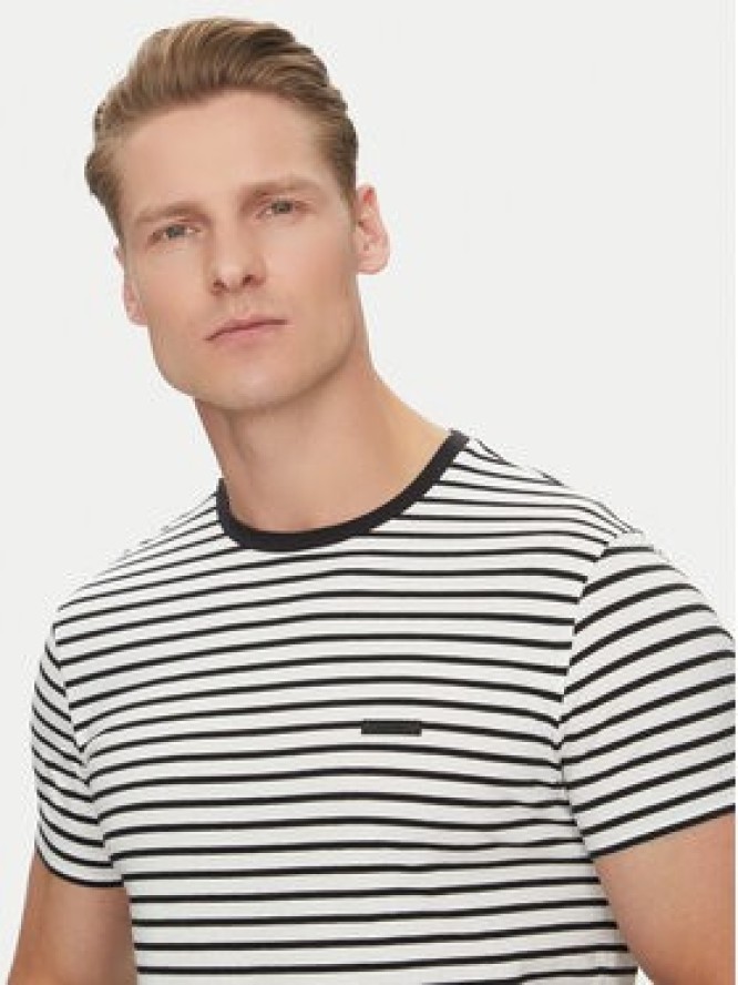 Calvin Klein T-Shirt K10K114177 Czarny Slim Fit