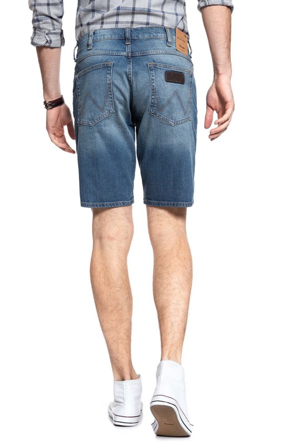 KRÓTKIE SPODENKI WRANGLER REGULAR SHORT GREEN LAGOON W15UX475C 112127159