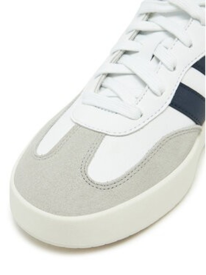 adidas Sneakersy Barreda IH1228 Biały