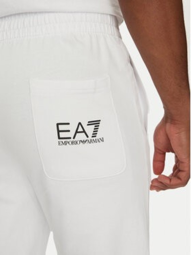 EA7 Emporio Armani Spodnie dresowe 7M000571 AF13512 M0003 Biały Regular Fit