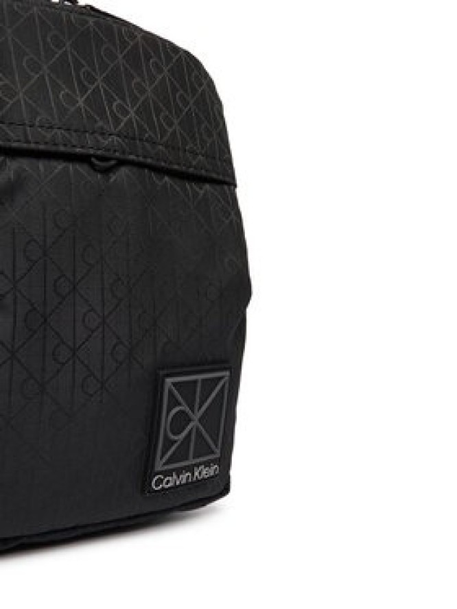 Calvin Klein Saszetka Utility Emblem Reporter LV04D3303G Czarny
