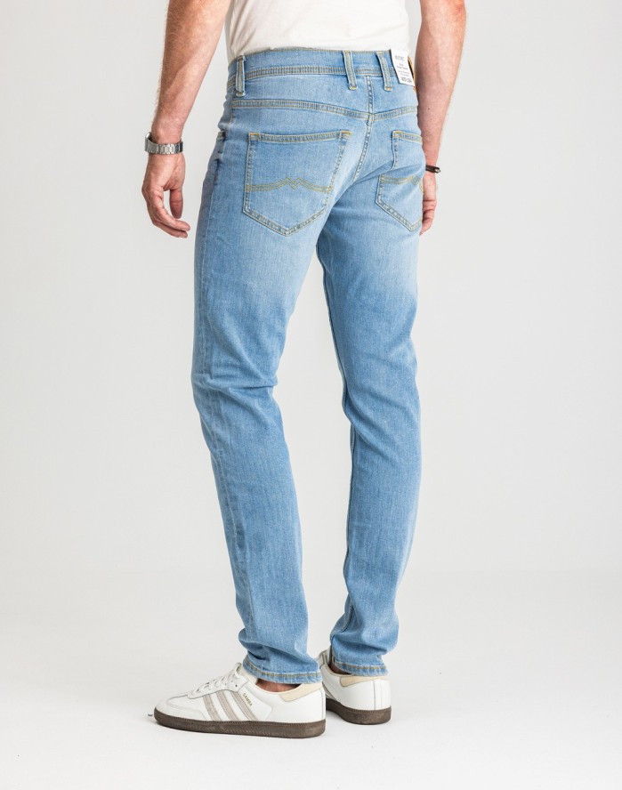 Męskie Spodnie Jeansowe Mustang Style Oregon Tapered Denim Blue 1017123 5000 401