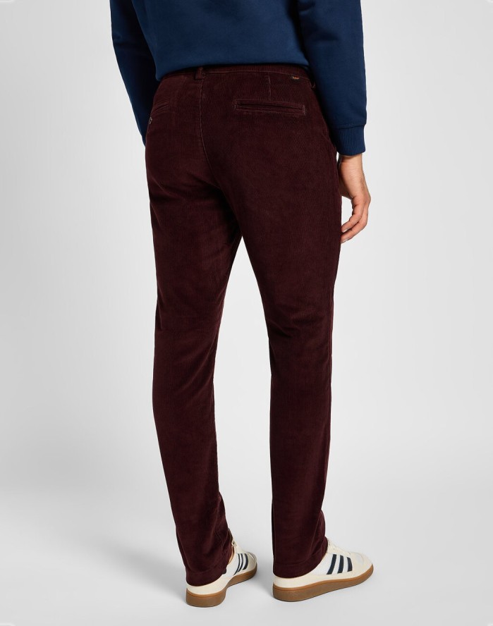 LEE MĘSKIE SPODNIE SZTRUKSOWE SLIM CHINO VELVET BEET 112355773 L71L014782