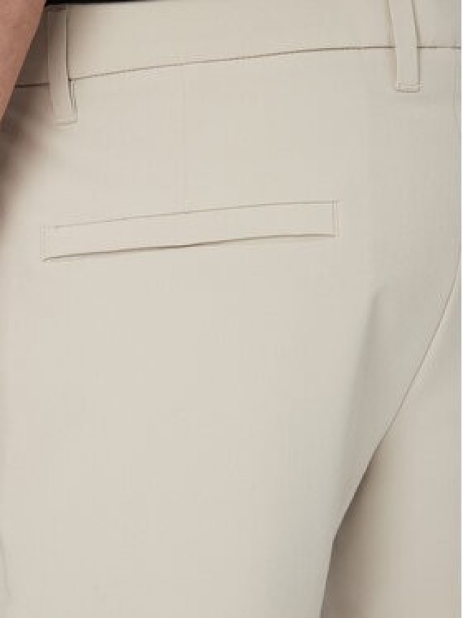 BOSS Szorty materiałowe S Commuter 10.5 Inch 50540337 Beżowy jasny Slim Fit