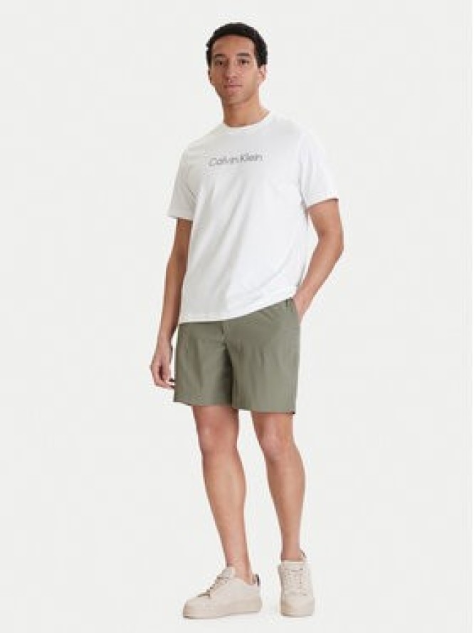 Calvin Klein Szorty materiałowe LV04LF610G Khaki Straight Fit