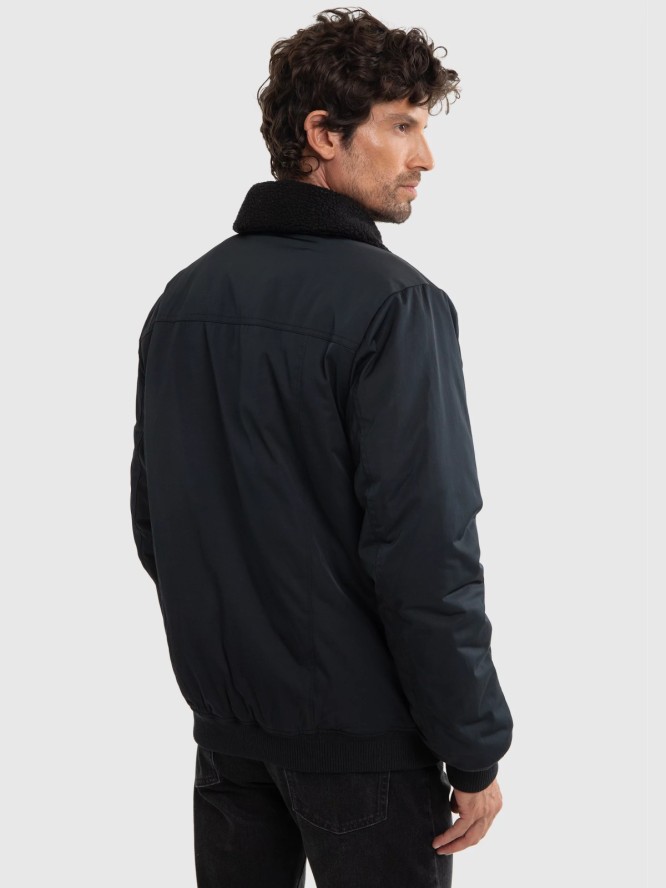 Kurtka męska bomberka z kołnierzem z futerka czarna Dekseb 906