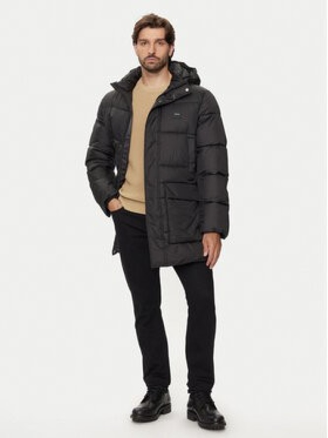 Calvin Klein Kurtka zimowa K10K113465 Czarny Regular Fit