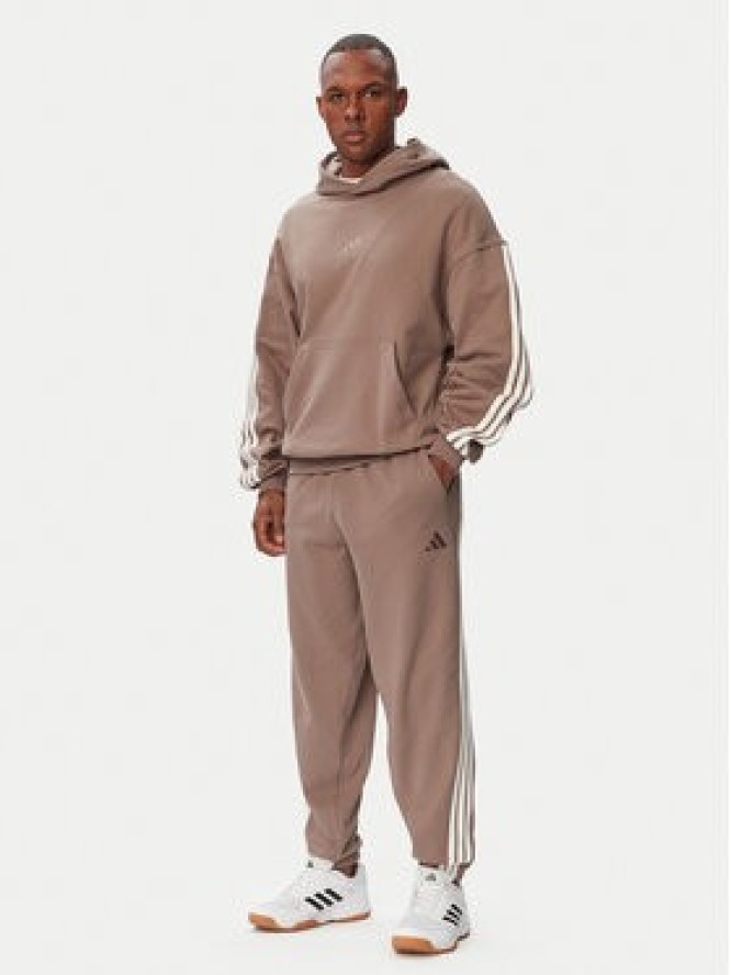 adidas Spodnie dresowe Kit 3-Stripes Regular Cuffed KW2361 Beżowy Regular Fit