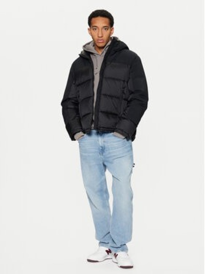 Champion Kurtka zimowa 220345 Czarny Regular Fit