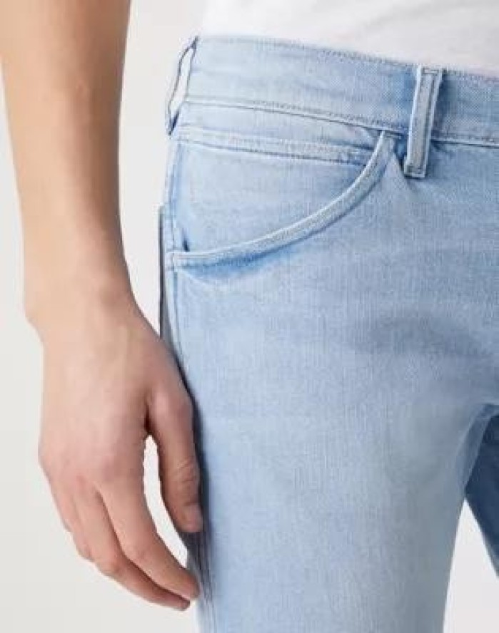 SPODNIE MĘSKIE WRANGLER BRYSON CLEAR BLUE W14XZH280 112126764